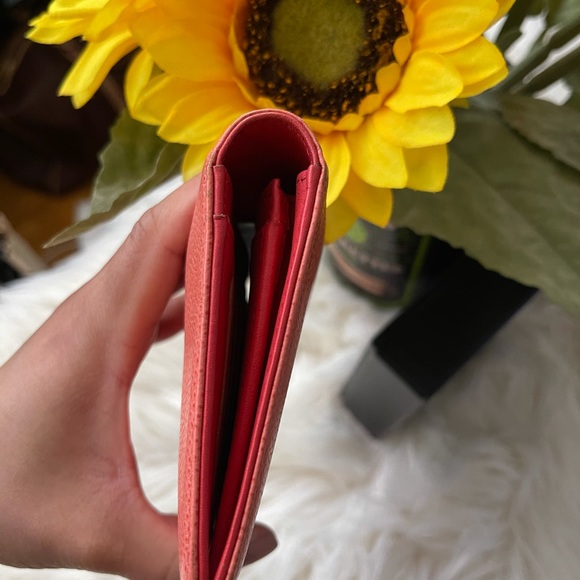 Chanel Wallet - Picture 4 of 8